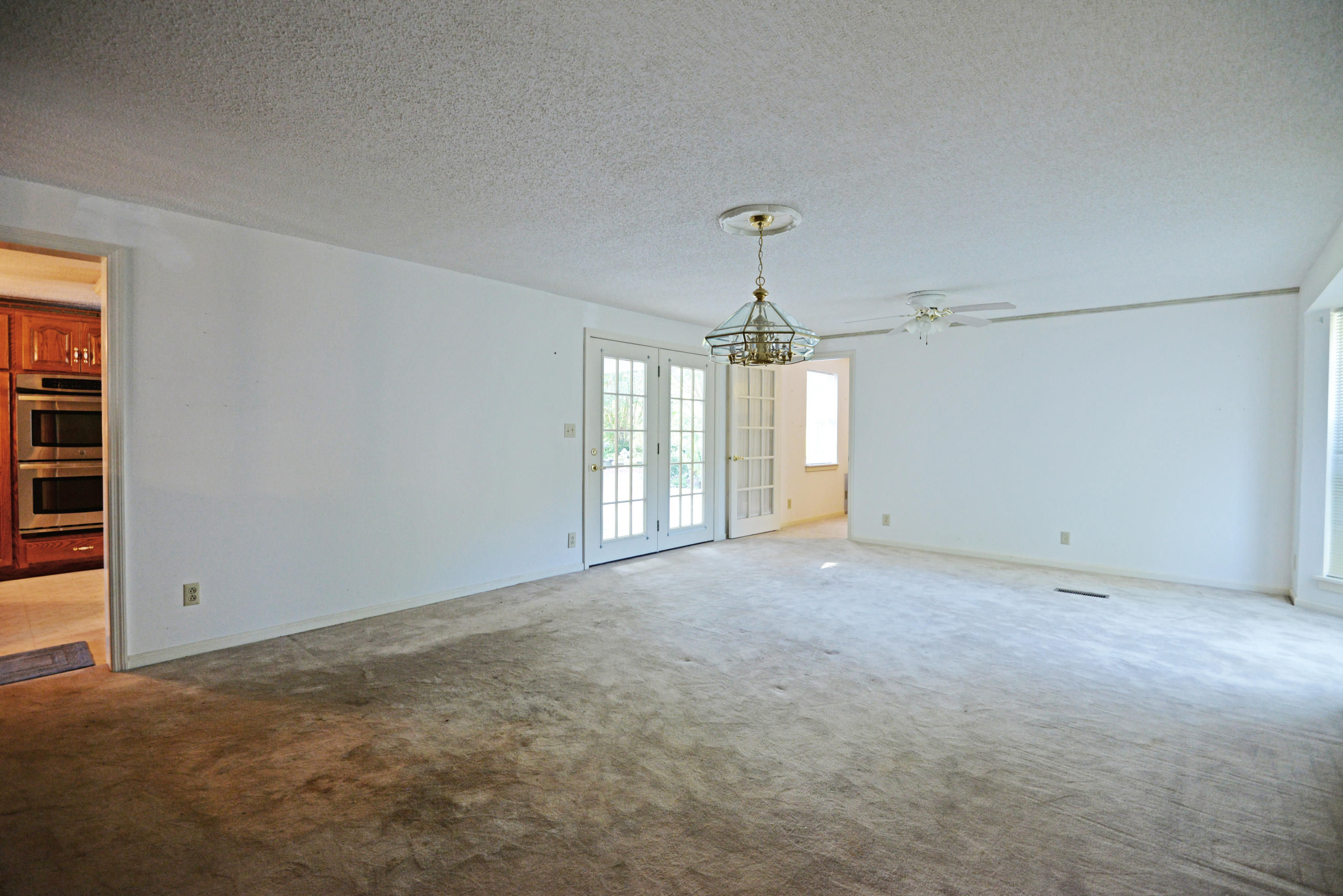 892 Red Clay Road Cleveland, TN 37311 - Photo 12 of 47 Living and dining room view 2