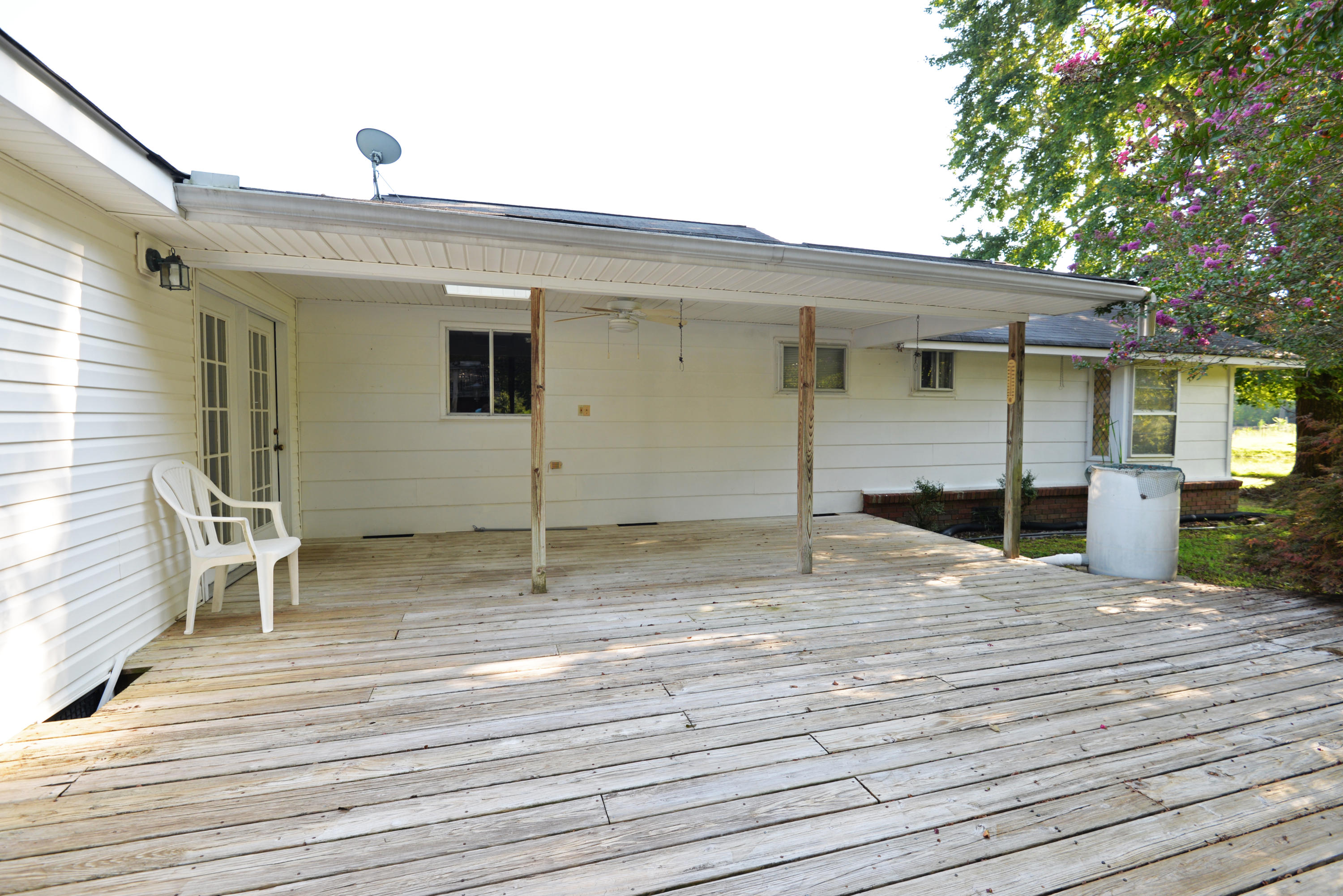 892 Red Clay Road Cleveland, TN 37311 - Photo 26 of 47 Deck view 1