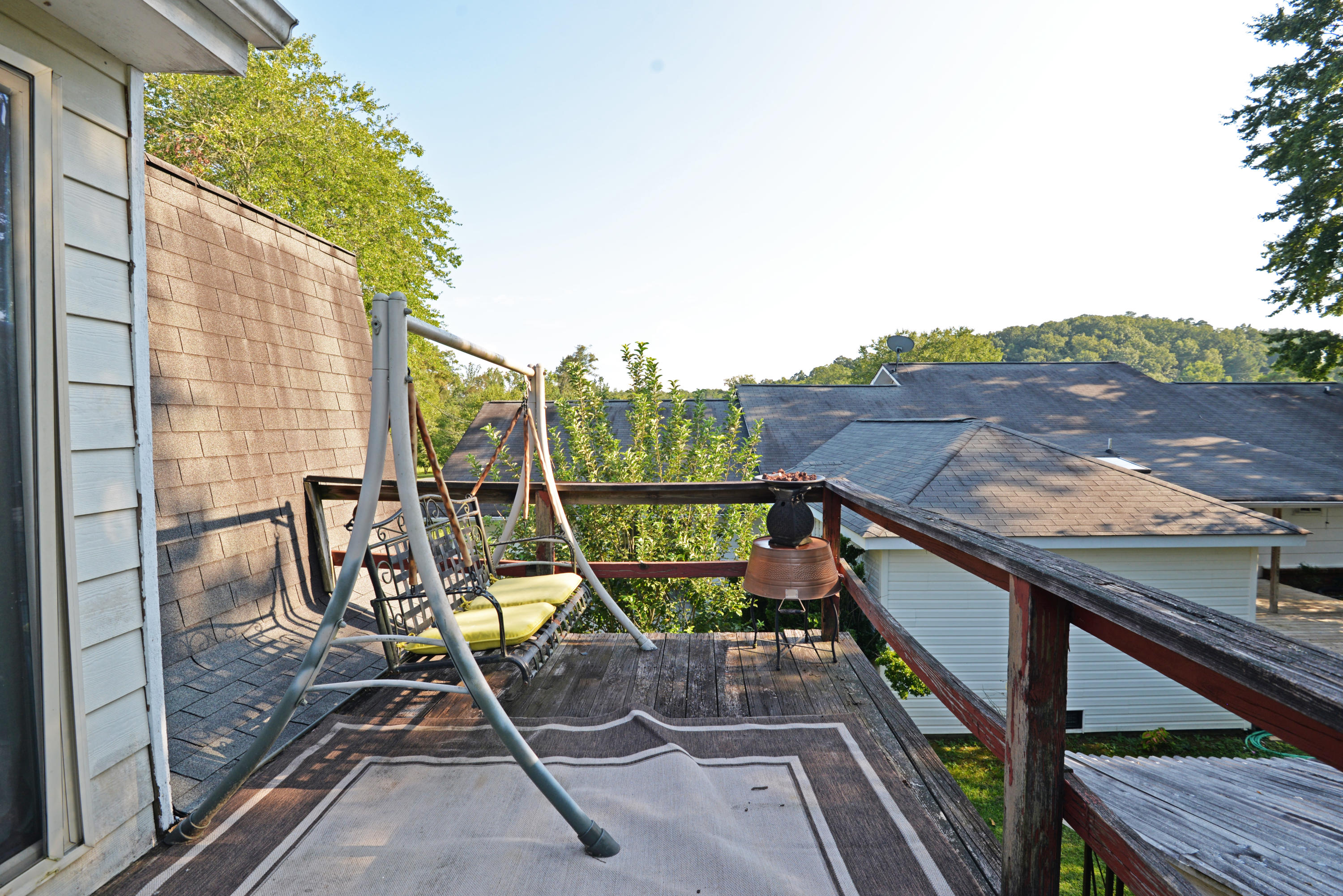 892 Red Clay Road Cleveland, TN 37311 - Photo 38 of 47 Guest house deck