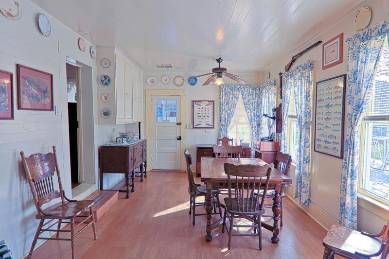 71 Deadwood Road Lewiston, CA 96052 - Photo 8 of 39 a view of a dining room with furniture window and wooden floor