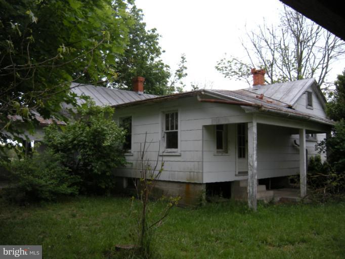 252 Grim Road Stephens City, VA 22655 - Photo 1 of 30 Exterior (Rear)