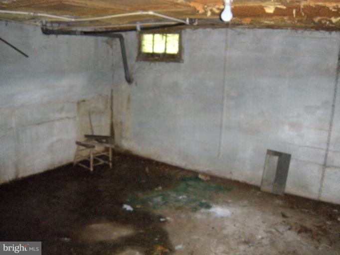252 Grim Road Stephens City, VA 22655 - Photo 22 of 30 Interior (General)