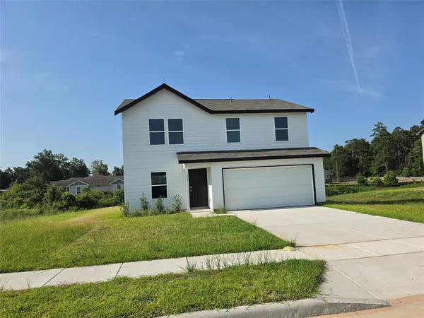 $1,975 | 217 Stoney Ridge, Hudson, TX 75904