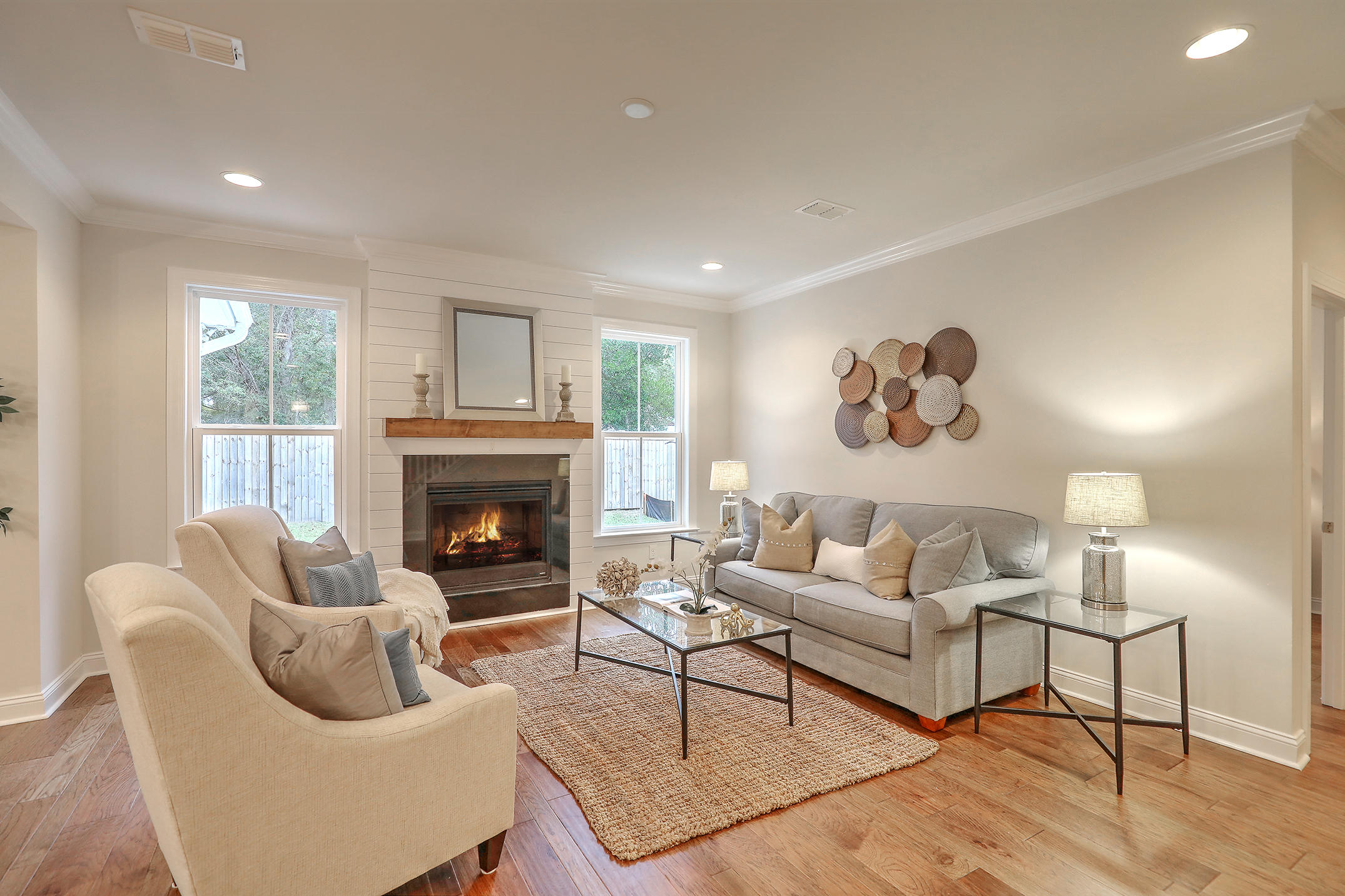 1222 Gannett Road Mount Pleasant, SC 29464 - Photo 5 of 25 Great room