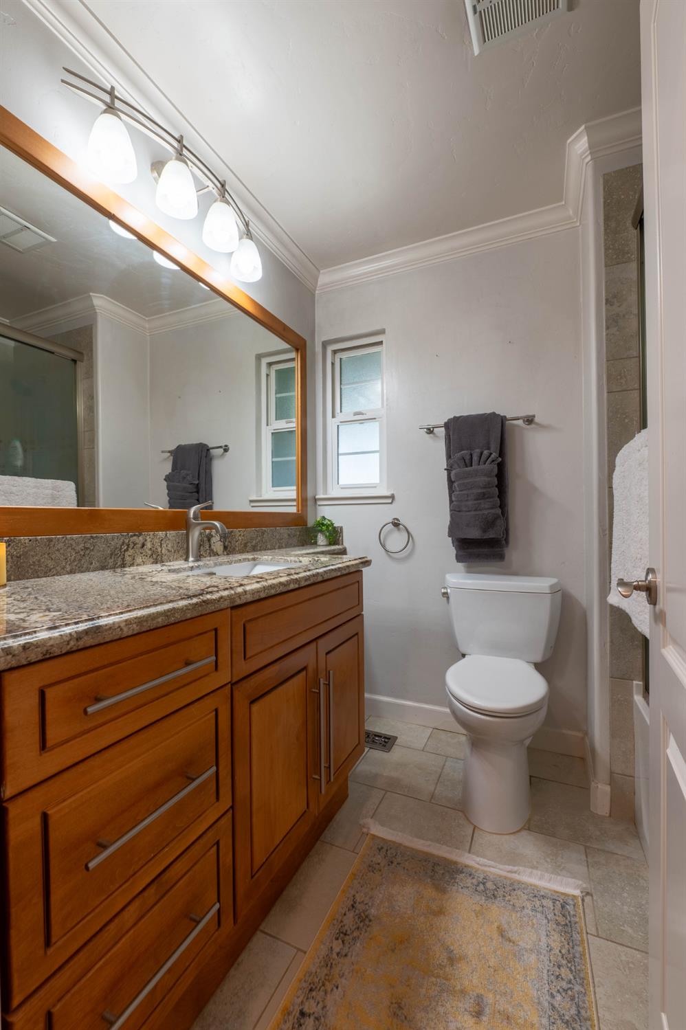 4530 Bela Way Carmichael, CA 95608 - Photo 22 of 36 Hallway bathroom.