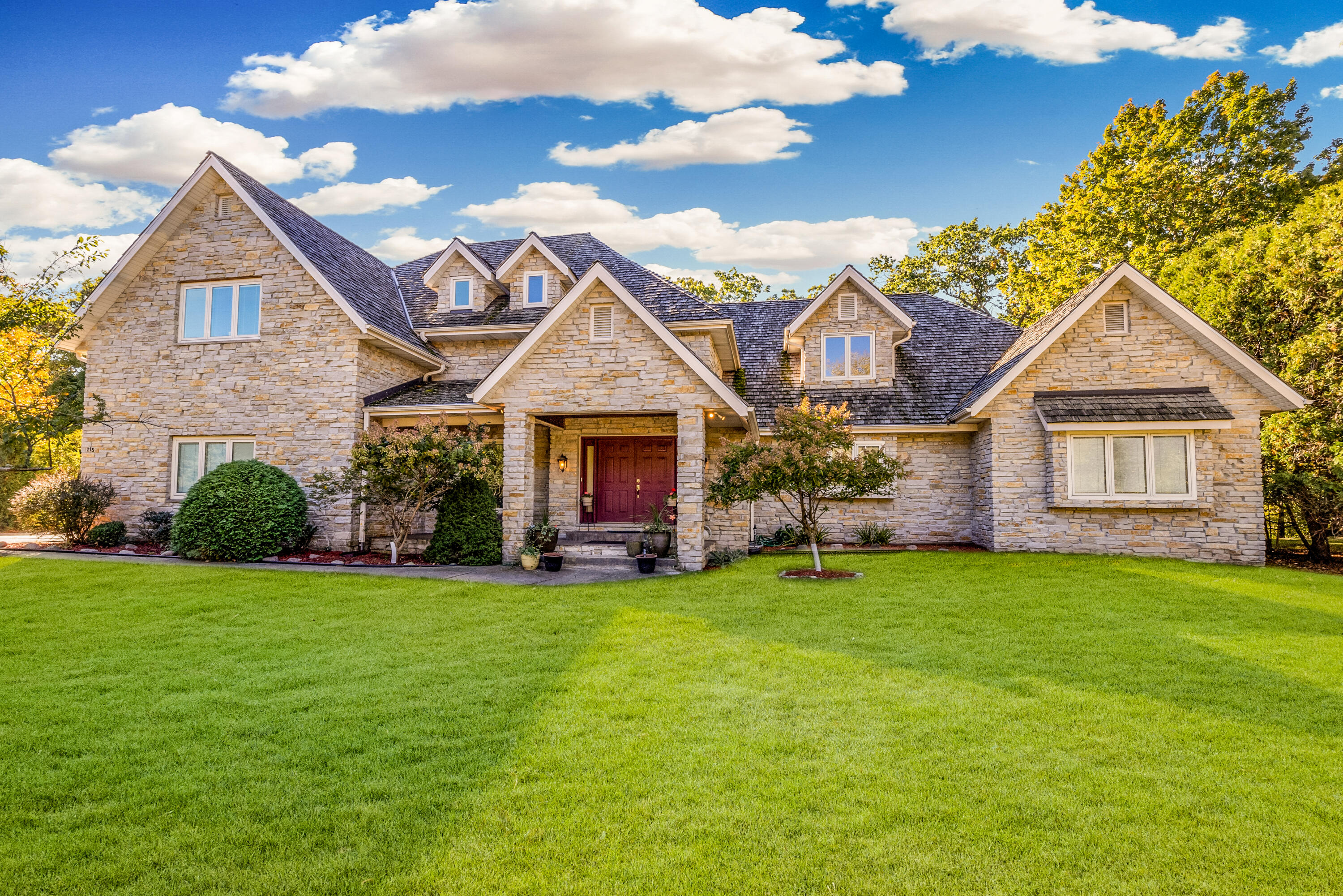 215 West Ravine Baye Road Bayside, WI 53217 - Photo 1 of 1 Gorgeous Curb Appeal