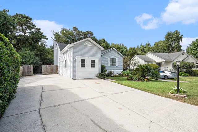 $565,000 | 1167 Landsdowne Drive, Charleston, SC 29412