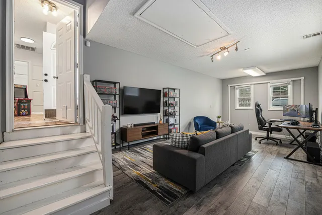 $565,000 | 1167 Landsdowne Drive, Charleston, SC 29412