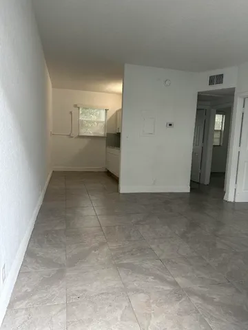 $1,450 | 608 5th Street, Unit 2, West Palm Beach, FL 33401
