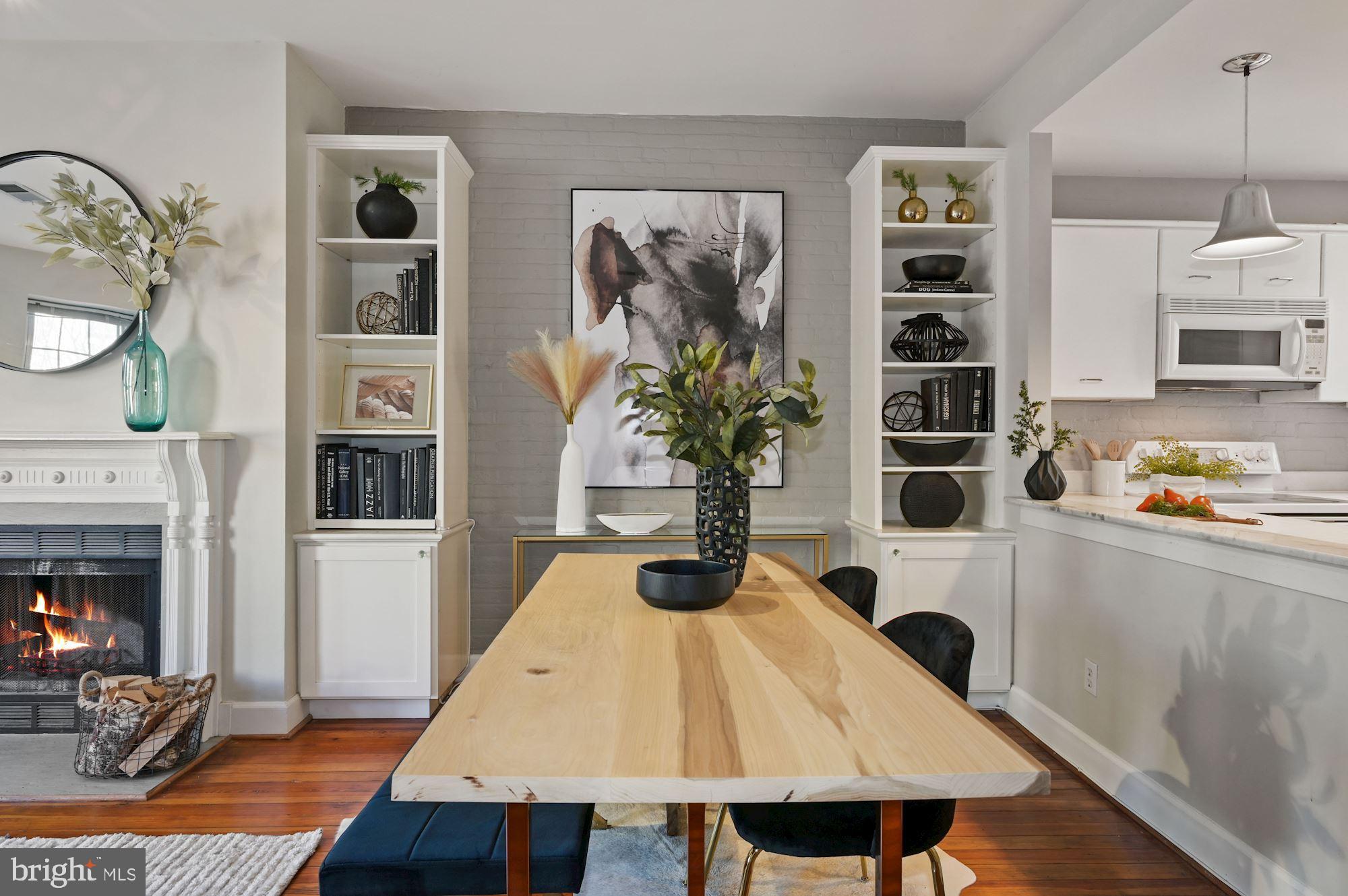 1320 R Street Northwest, Unit 5 Washington, DC 20009 - Photo 6 of 17 Gather & enjoy!