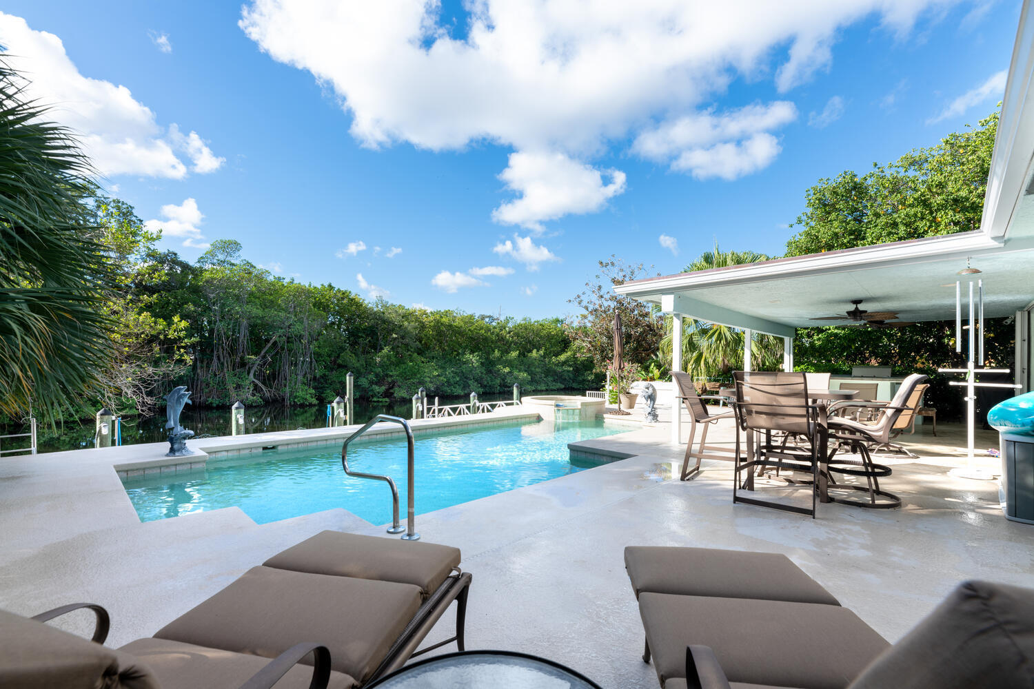 612 Inlet Road North Palm Beach, FL 33408 - Photo 27 of 62 POOL