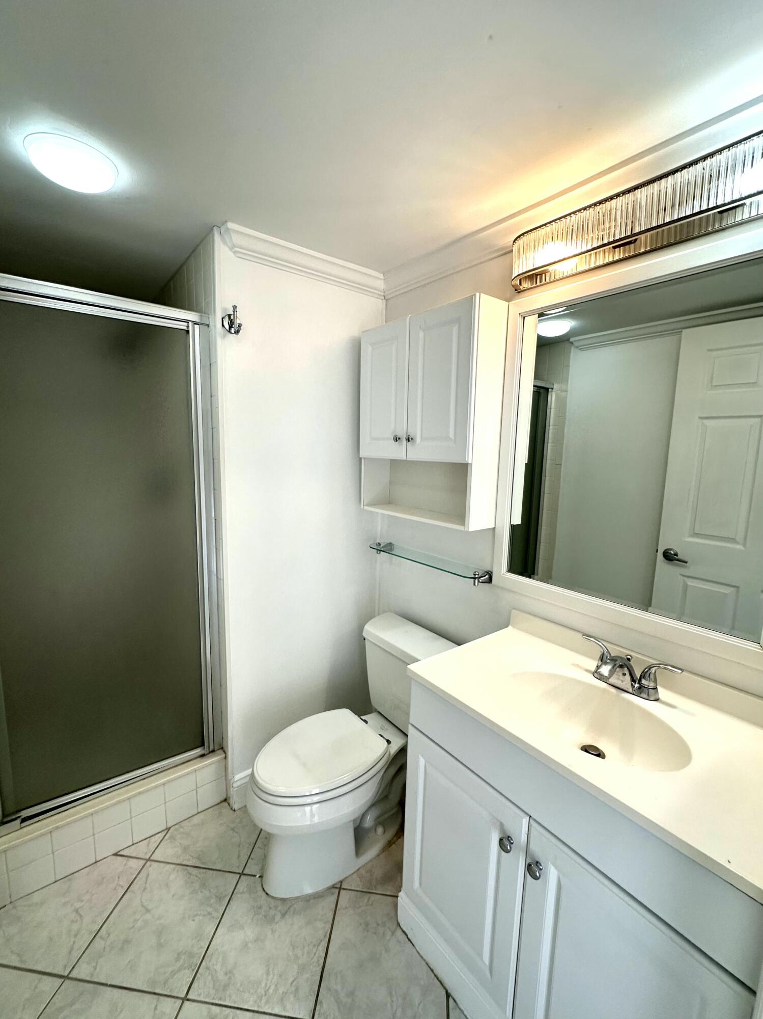 9235 Southwest 8th Street, Unit 306 Boca Raton, FL 33428 - Photo 19 of 27 Bathroom