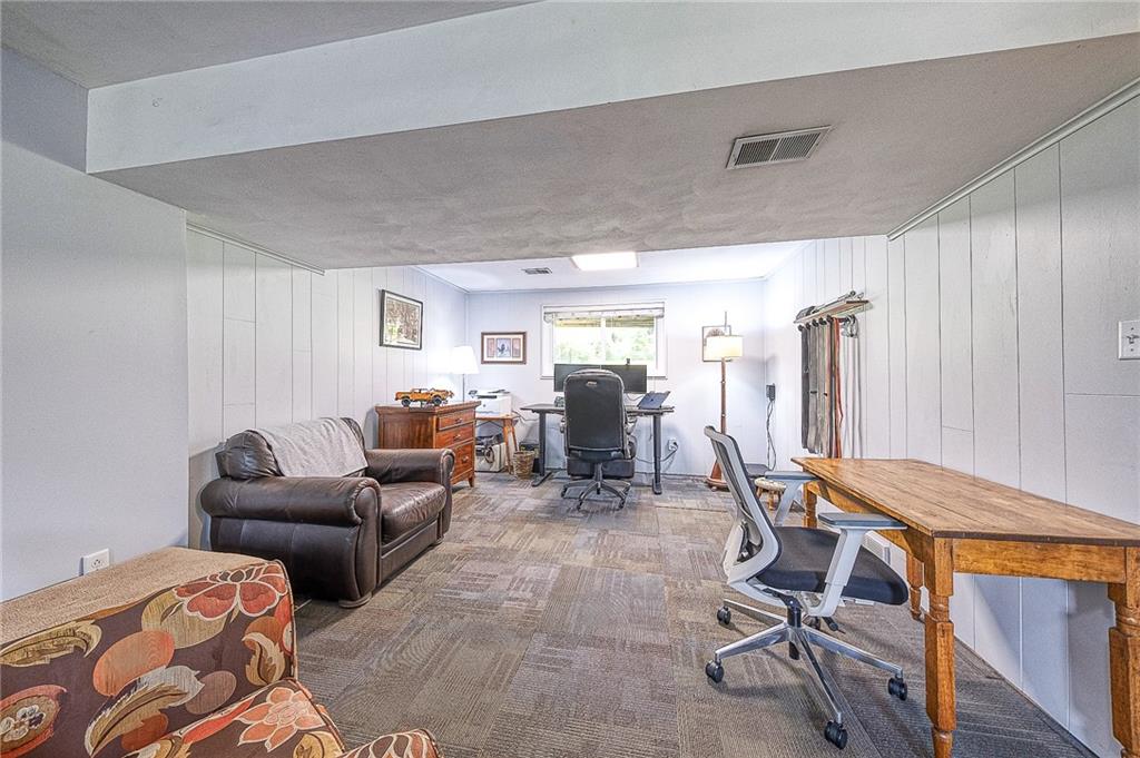 1649 O'Block Road Pittsburgh, PA 15239 - Photo 17 of 26 Gallery Image 17