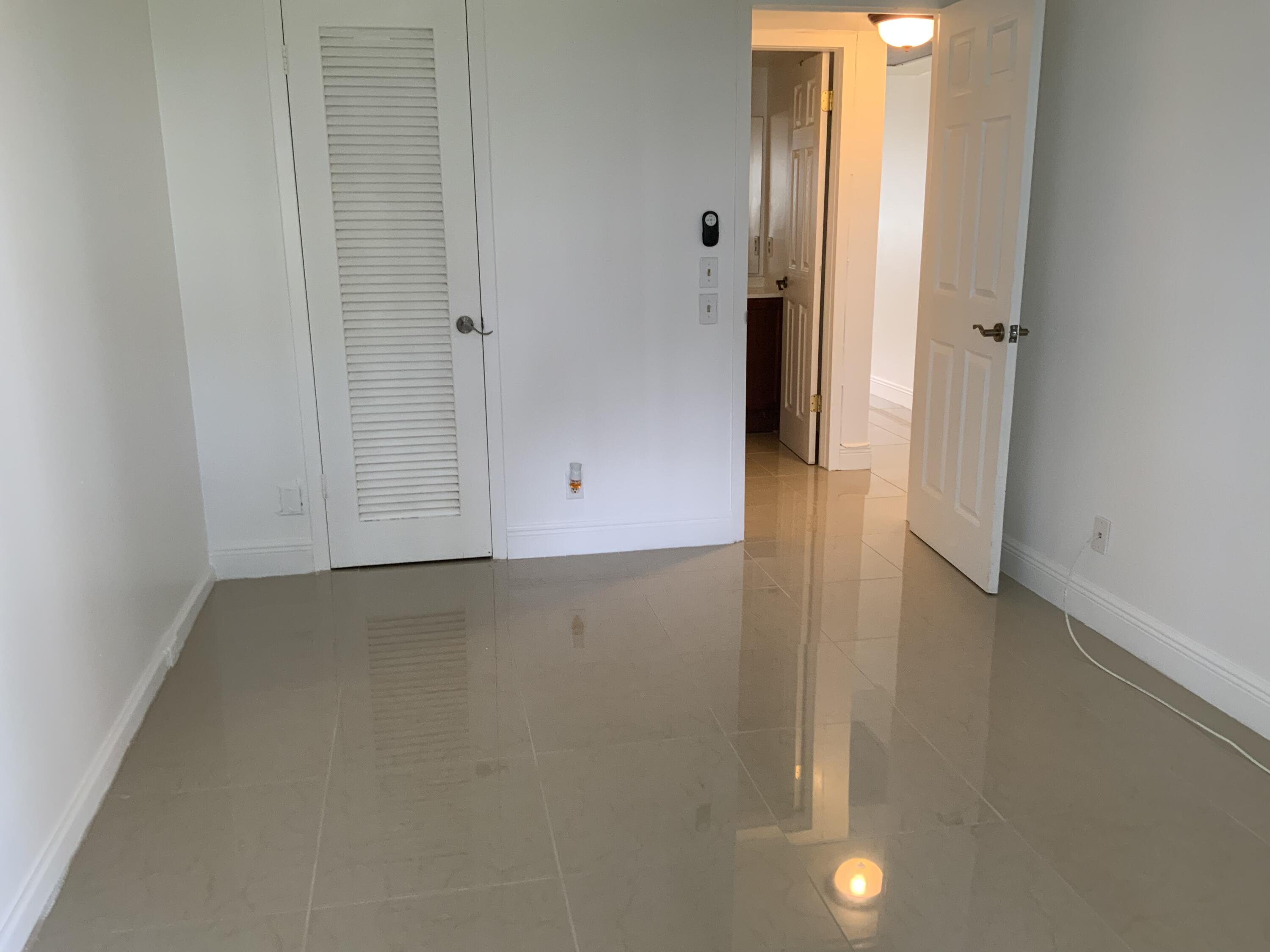 223 Fanshaw F Boca Raton, FL 33434 - Photo 13 of 27 IMG_2222