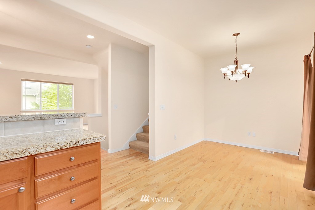 24035 40th Lane Southeast Bothell, WA 98021 - Photo 8 of 18