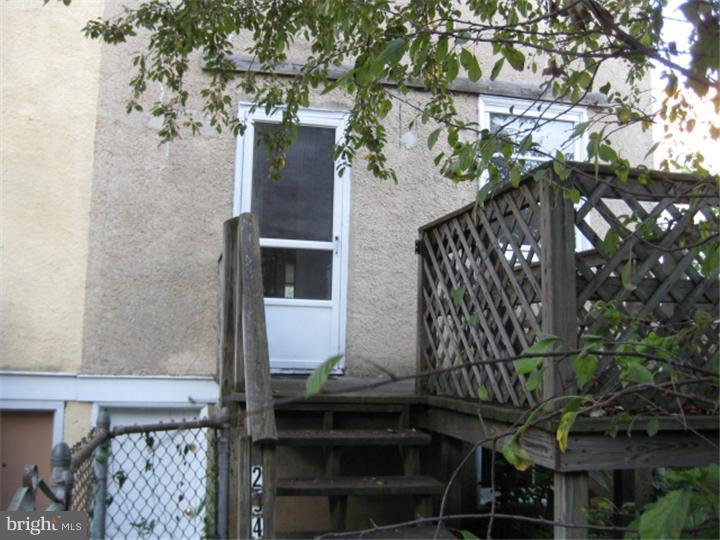 234 Heather Road Upper Darby, PA 19082 - Photo 4 of 14