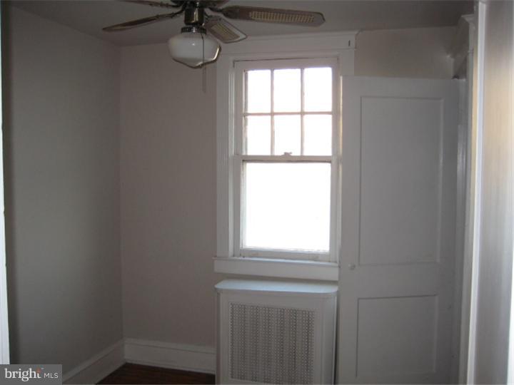 234 Heather Road Upper Darby, PA 19082 - Photo 8 of 14