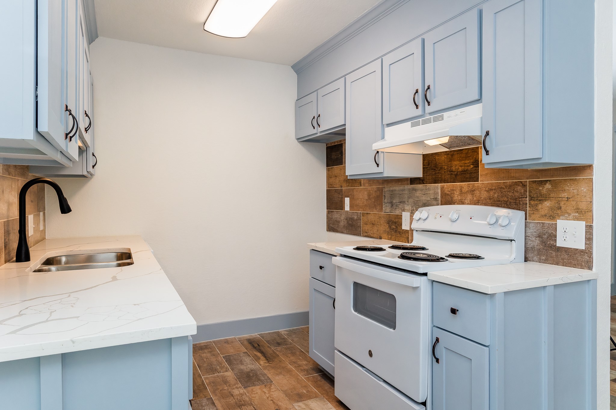 811 Matchett Street, Unit A Brenham, TX 77833 - Photo 3 of 10