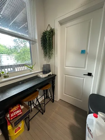 $3,300 | 6341 North Wayne Avenue, Unit 2S, Chicago, IL 60660
