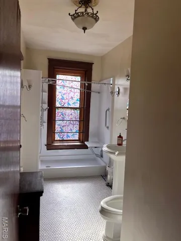 $175,000 | 1215 Union Street, Alton, IL 62002