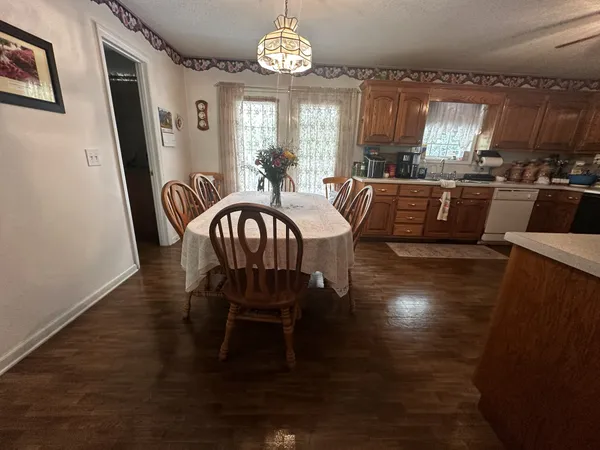 $365,000 | 91 Lambs Ferry Road, Loretto, TN 38469