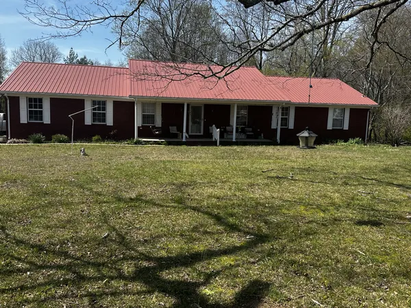 $365,000 | 91 Lambs Ferry Road, Loretto, TN 38469