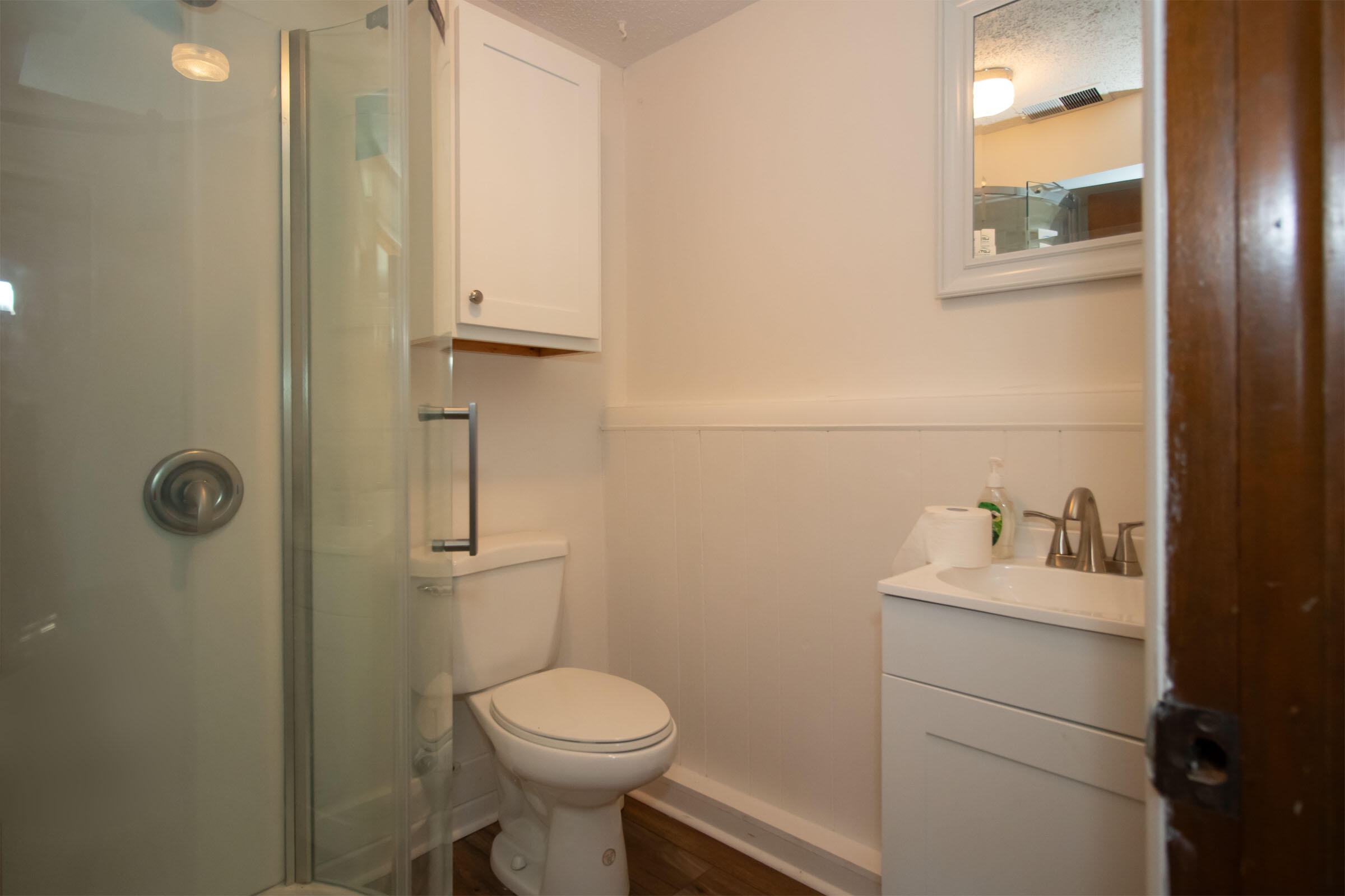 4101 West Hickory Road Hickory Corners, MI 49060 - Photo 24 of 26 Lower Bath