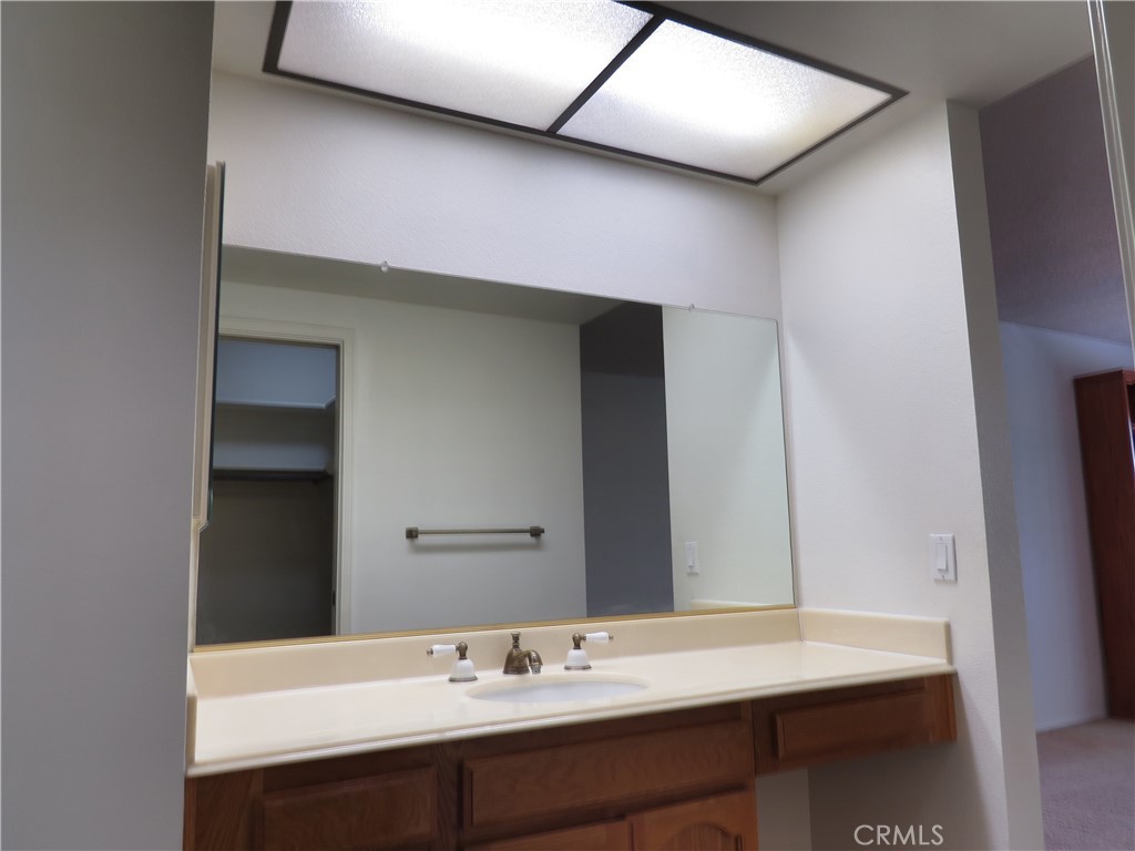 19424 Crystal Ridge Lane Porter Ranch, CA 91326 - Photo 12 of 27