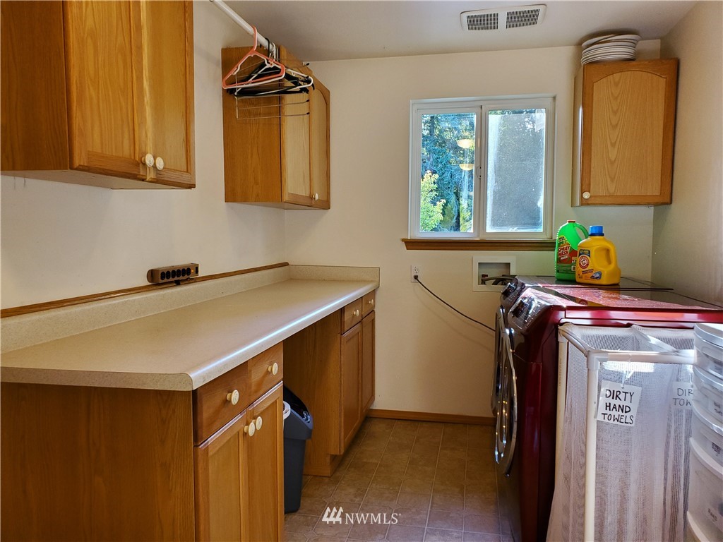 7148 Libby Road Northeast Olympia, WA 98506 - Photo 6 of 23 Gallery Image 6