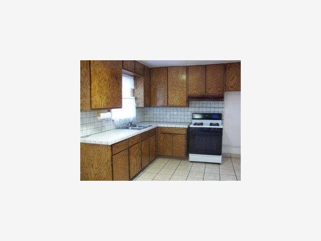 57 Arthur Road Watsonville, CA 95076 - Photo 3 of 9 Gallery Image 3