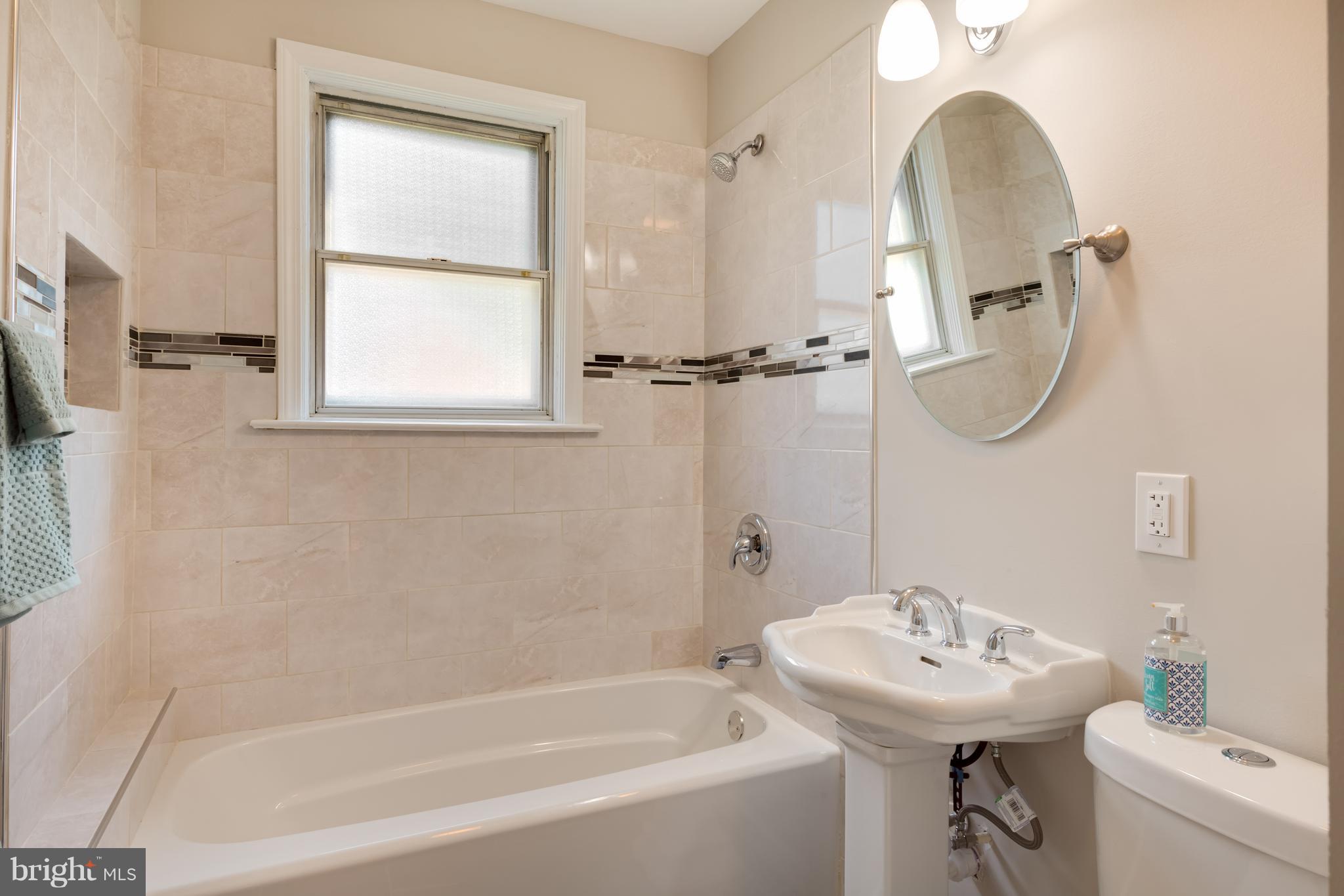 216 Homewood Road Linthicum Heights, MD 21090 - Photo 19 of 29 Bath 1st floor