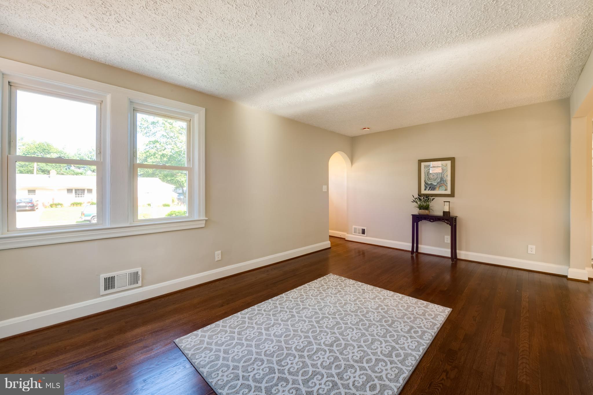 216 Homewood Road Linthicum Heights, MD 21090 - Photo 7 of 29 Family Room