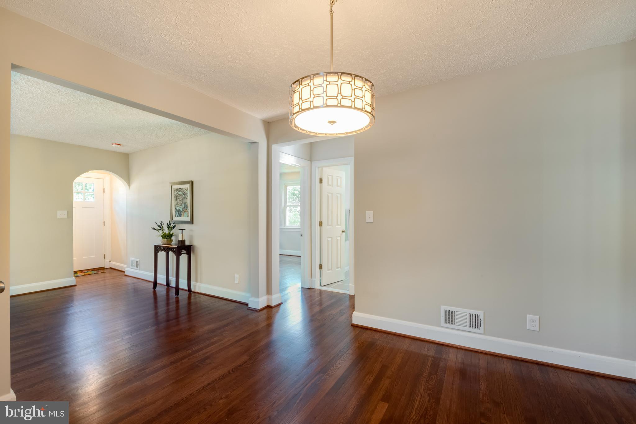 216 Homewood Road Linthicum Heights, MD 21090 - Photo 10 of 29 Interior (General)