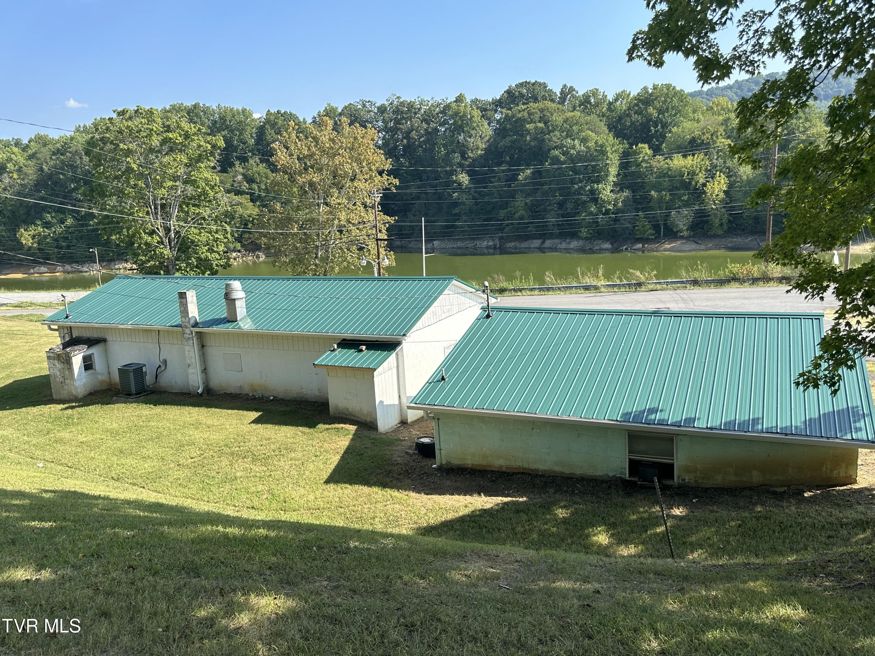 458 Marble Hall Road Rogersville, TN 37857 - Photo 2 of 11 MHR 9