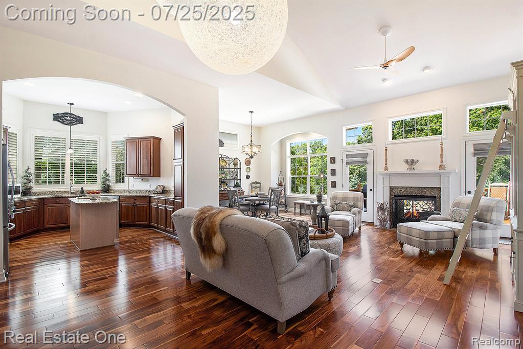 636 Mountain Circle Rochester Hills, MI 48306 - Photo 19 of 23