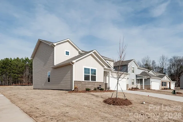 $2,750 | 1014 Hanover Crossing Drive, Charlotte, NC 28215