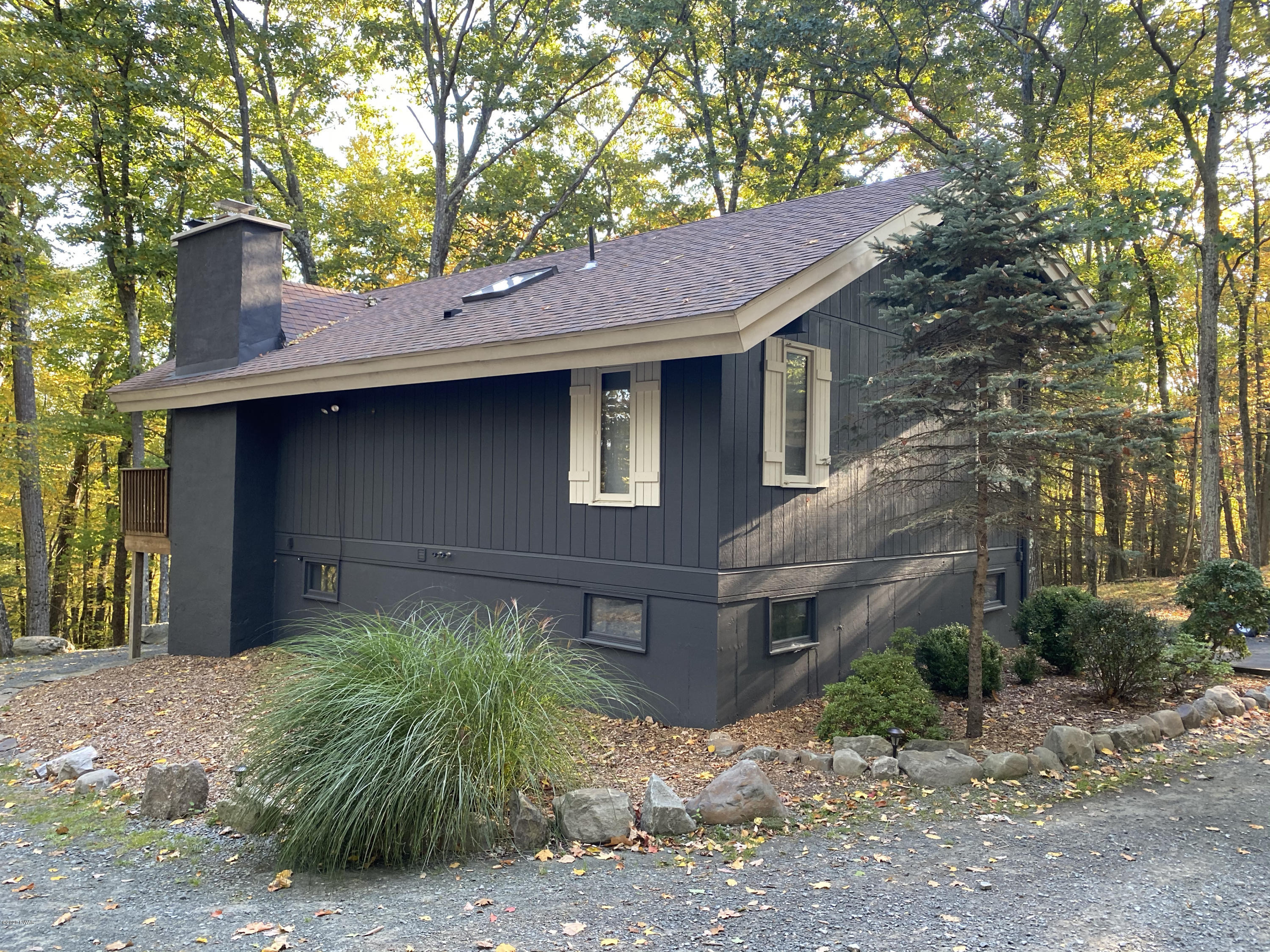 120 Eagle Crest Road Greentown, PA 18426 - Photo 3 of 22