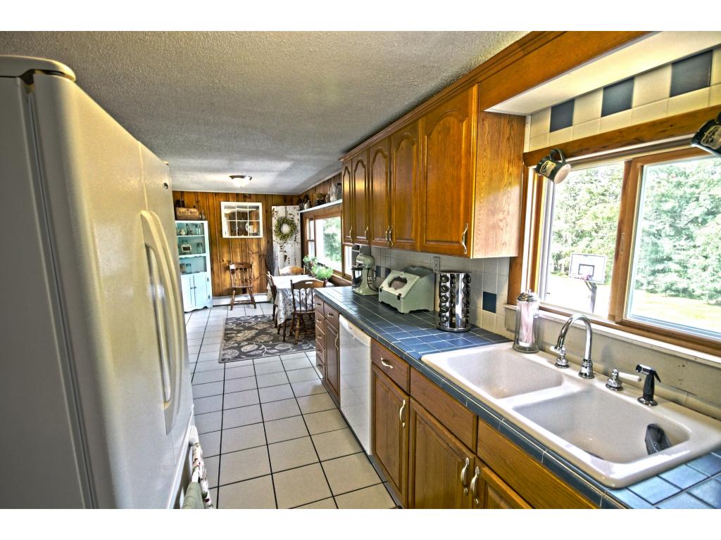 48 Old Rockingham Road Salem, NH 03079 - Photo 29 of 35 Gallery Image 29