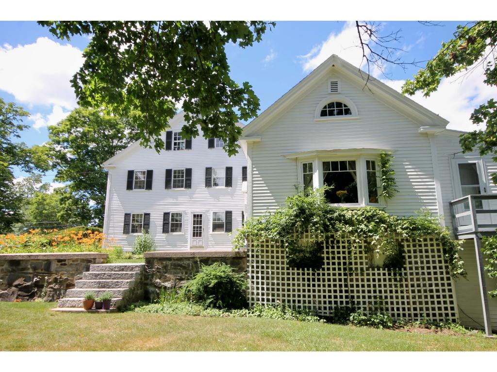 48 Old Rockingham Road Salem, NH 03079 - Photo 8 of 35 Gallery Image 8