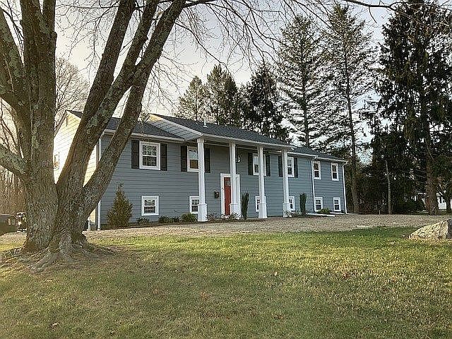 40 Malcolm Road North Kingstown, RI 02852 - Photo 1 of 17 Gallery Image 1