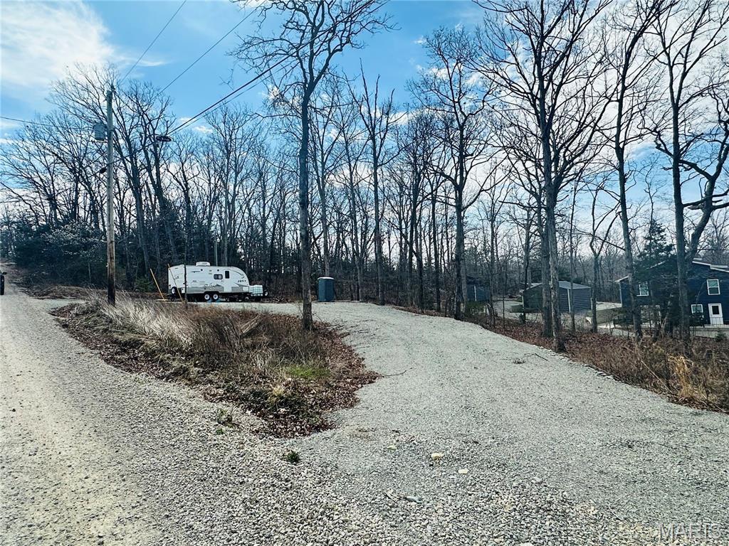 8875 Victoria French Village, MO 63036 - Photo 2 of 19