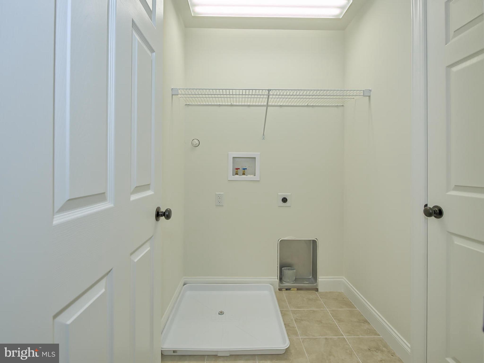 14654 Peddicord Road Mount Airy, MD 21771 - Photo 22 of 28 Laundry room