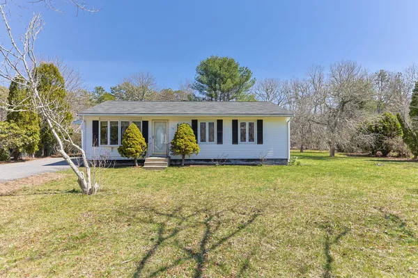 $599,000 | 74 Grace Court, East Falmouth, MA 02536