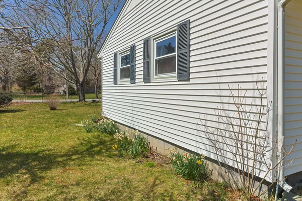 $599,000 | 74 Grace Court, East Falmouth, MA 02536