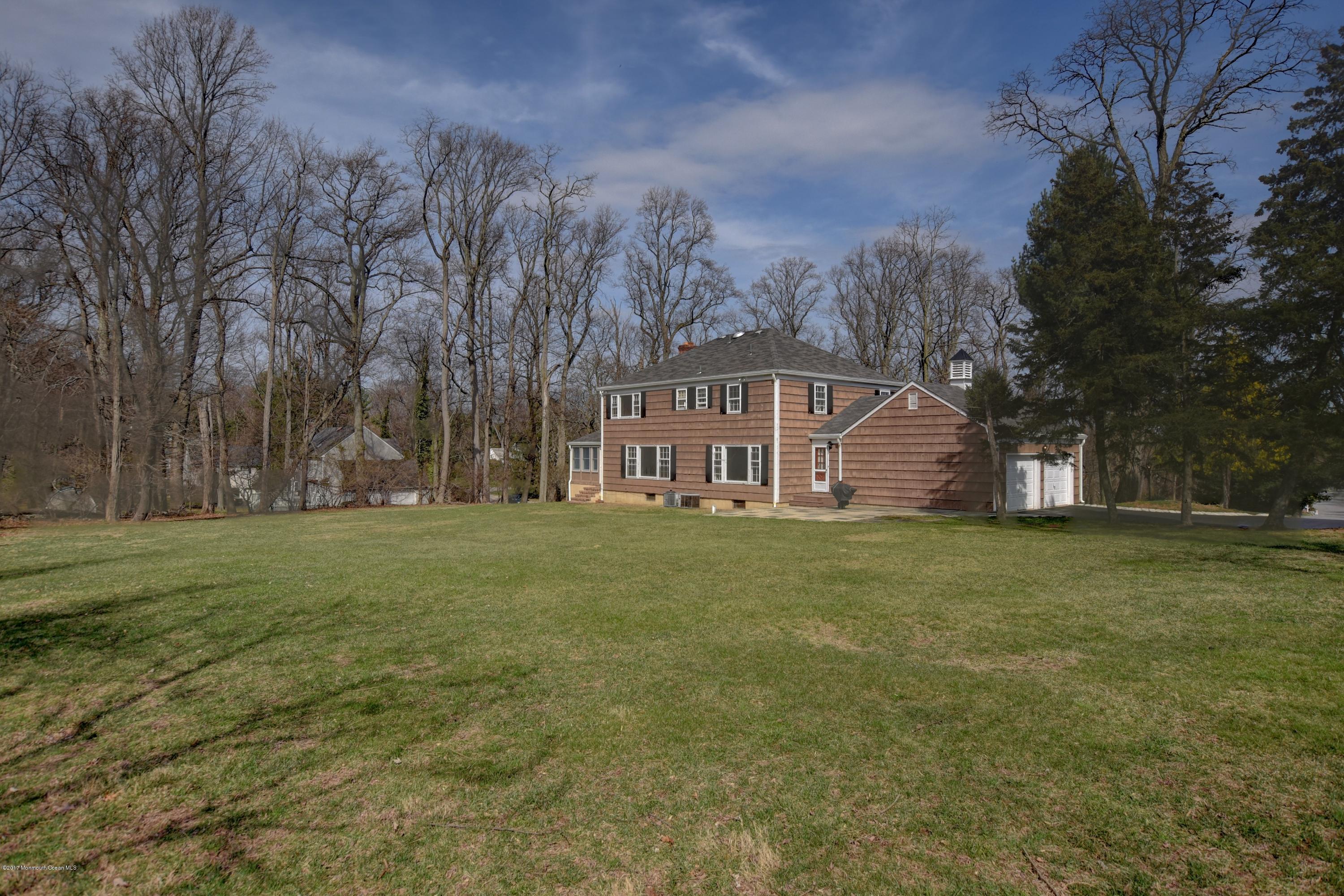 24 Ridge Road Colts Neck, NJ 07722 - Photo 11 of 12 Back of House