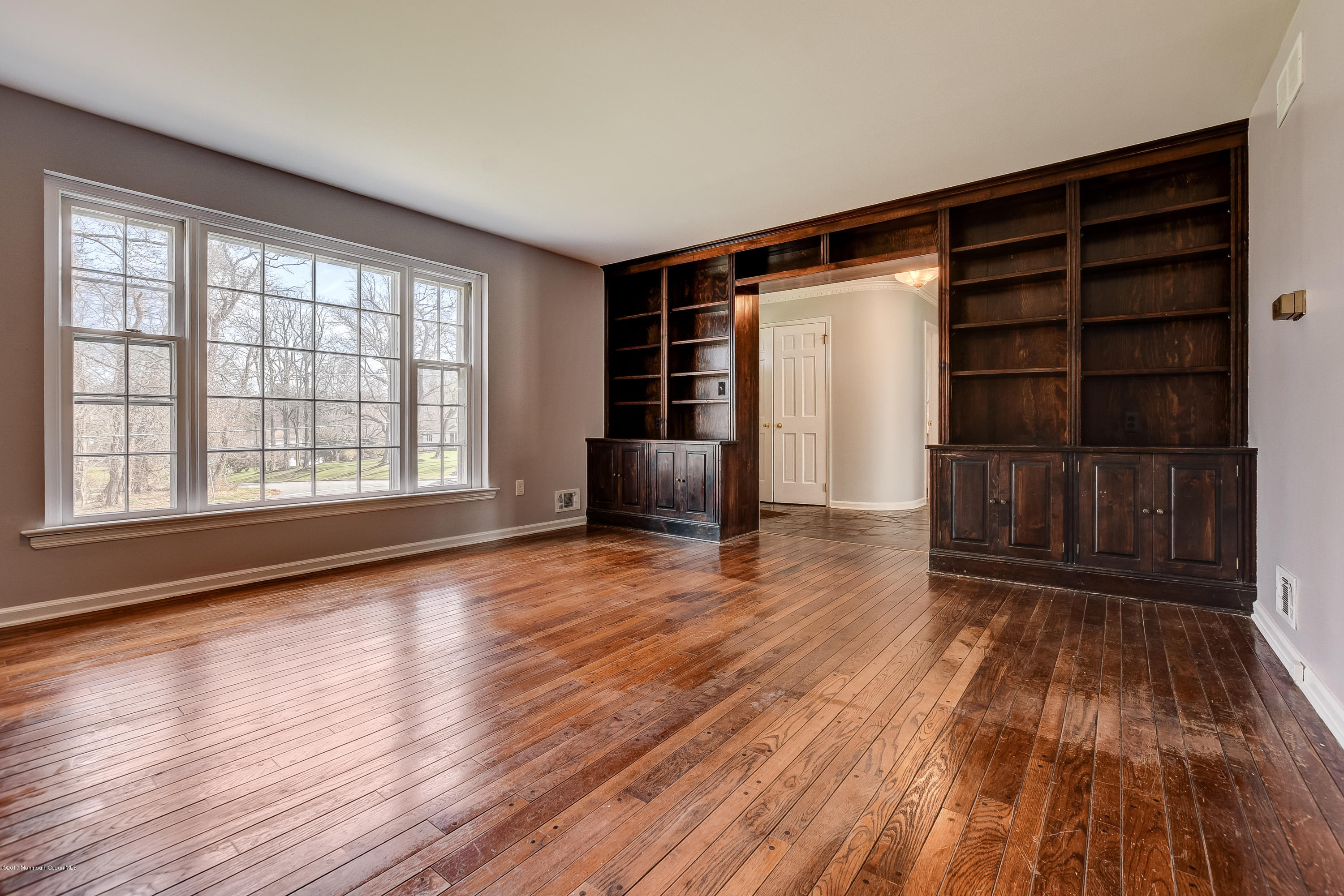 24 Ridge Road Colts Neck, NJ 07722 - Photo 4 of 12 Living Room