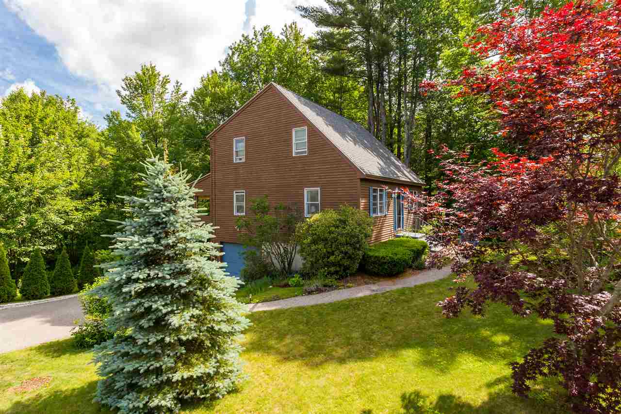 74 Ledgeview Drive Rochester, NH 03839 - Photo 4 of 40