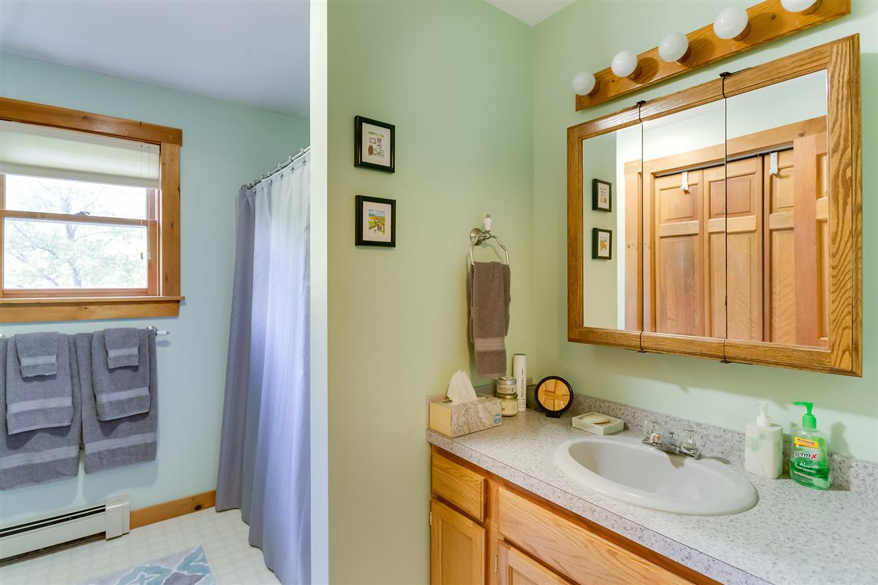 74 Ledgeview Drive Rochester, NH 03839 - Photo 31 of 40