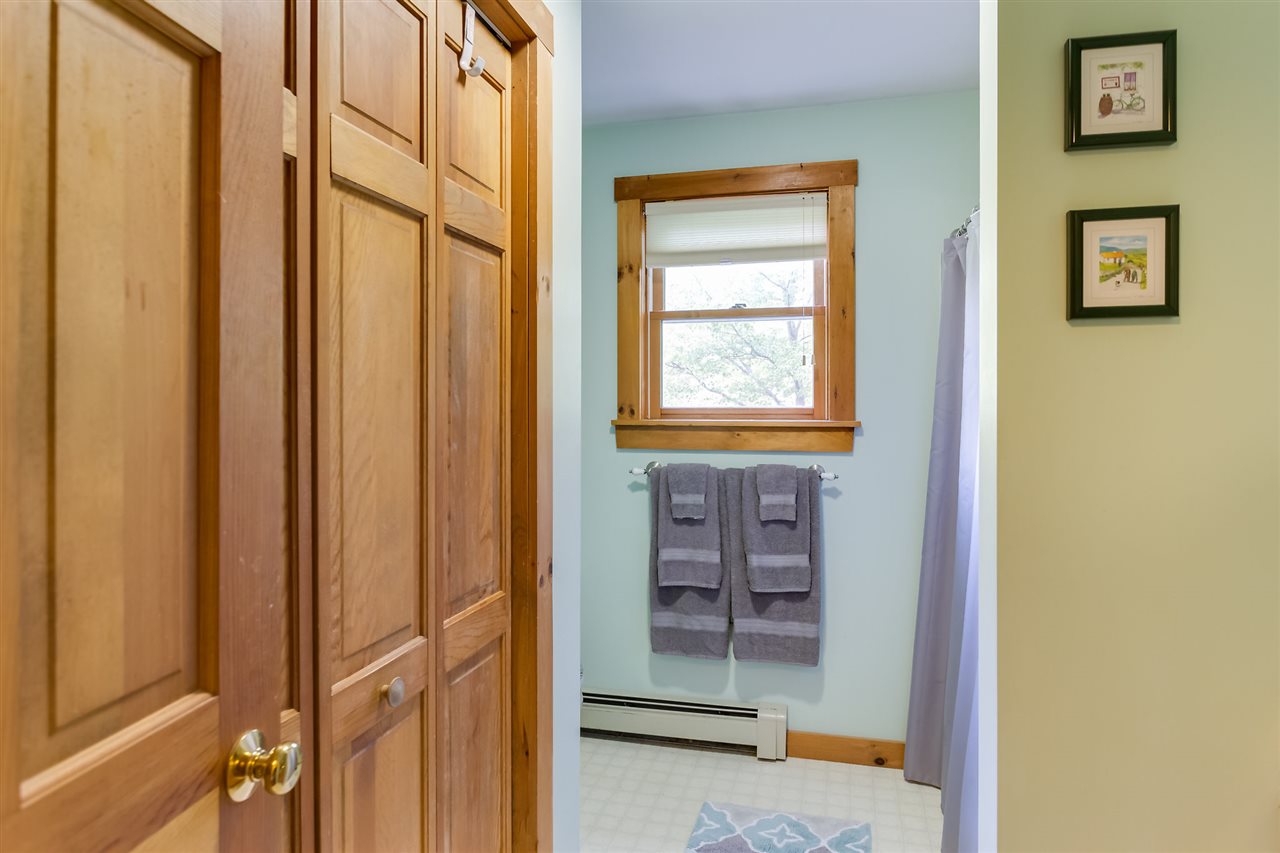 74 Ledgeview Drive Rochester, NH 03839 - Photo 32 of 40