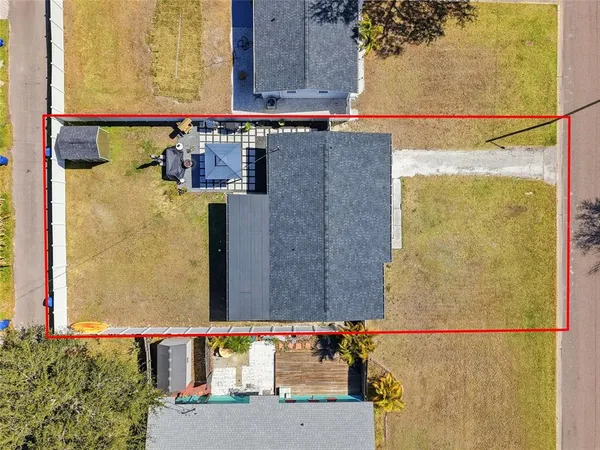 $4,000 | 411 42nd Avenue Northeast, St. Petersburg, FL 33703